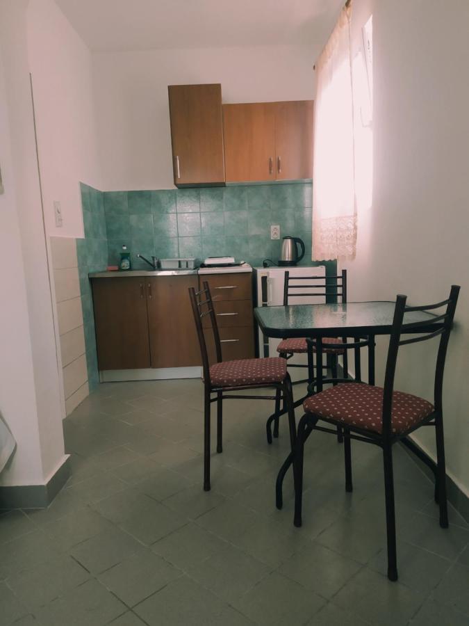 Djonovic Apartments Бар Екстер'єр фото